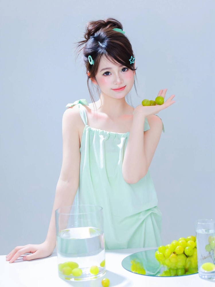Summer Clothing Girl - Nova Coleção de Verão: Roupa Feminina