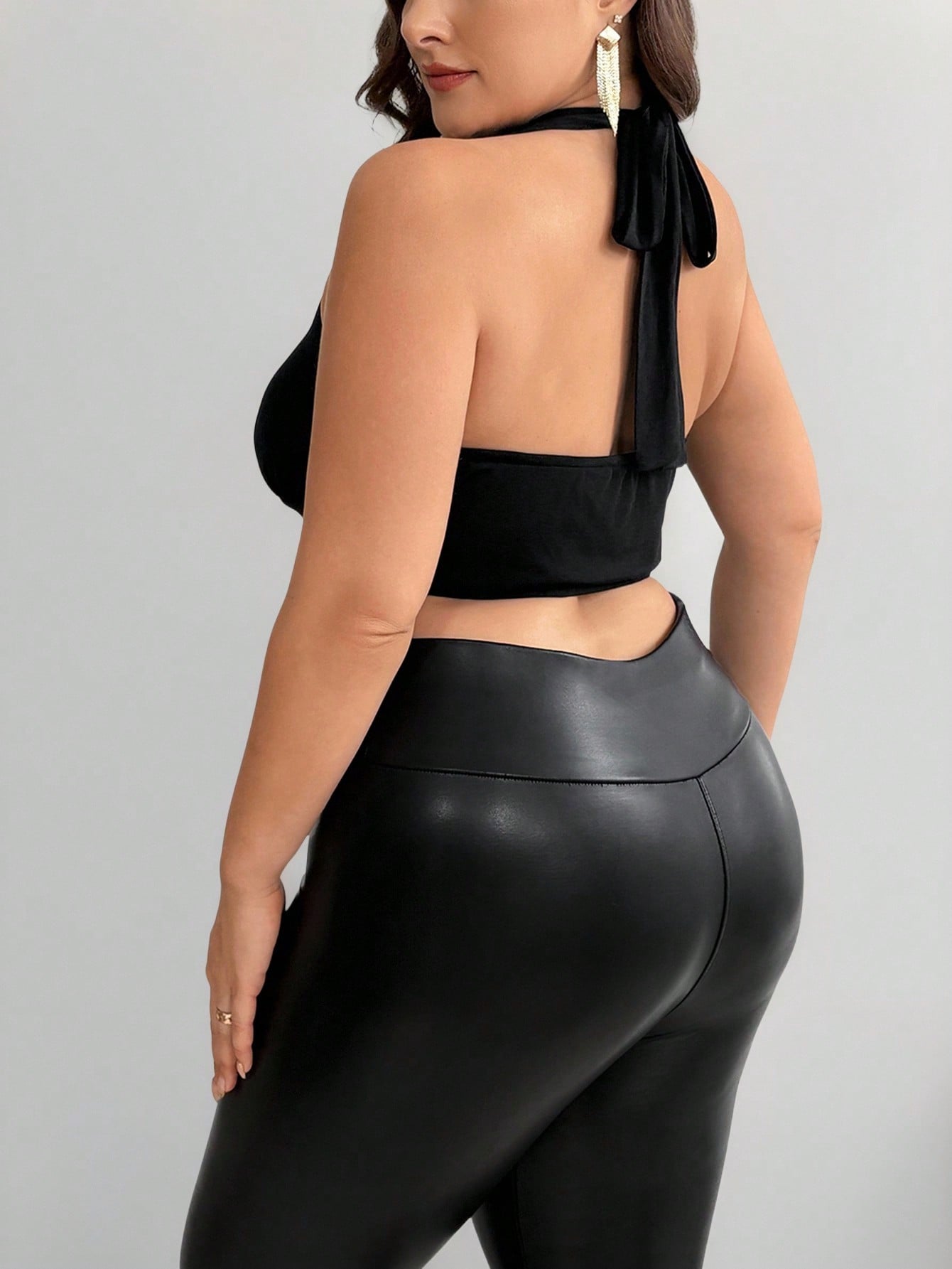 Colete Sexy de Alças ao Pescoç - Halter Neck Top avaliação e preço