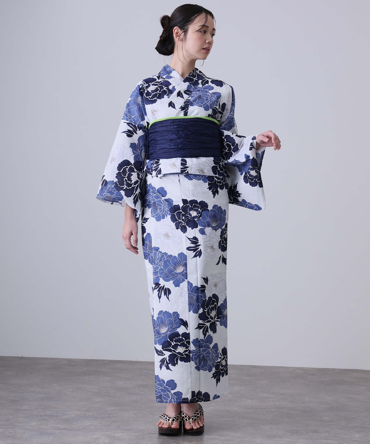 Vestido Tradicional Yukata Kim - Summer Clothing Girl avaliação e preço